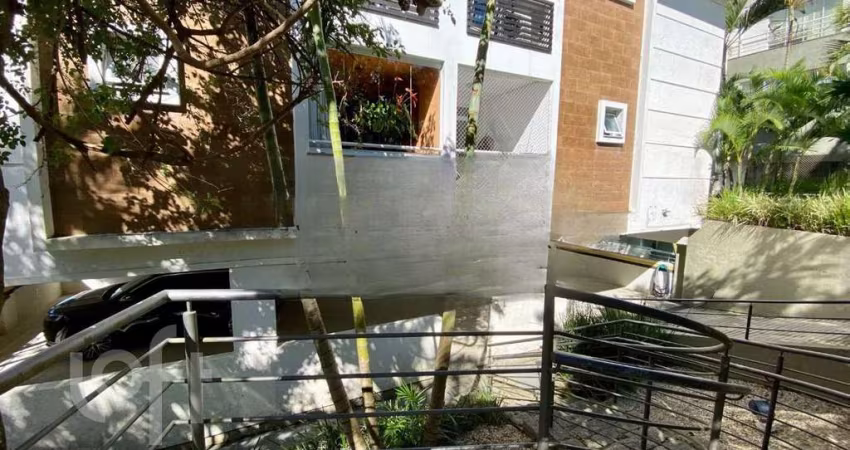 Apartamento à venda em Lagoa da Conceição com 142