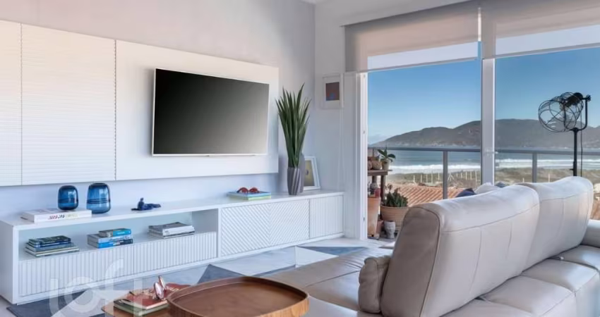 Apartamento à venda em Morro das Pedras com 174 m²
