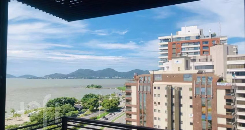 Apartamento à venda em Agronômica com 166 m², 4 qu