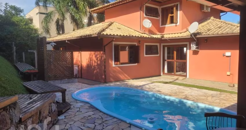 Casa à venda em Porto da Lagoa com 200 m², 4 quart