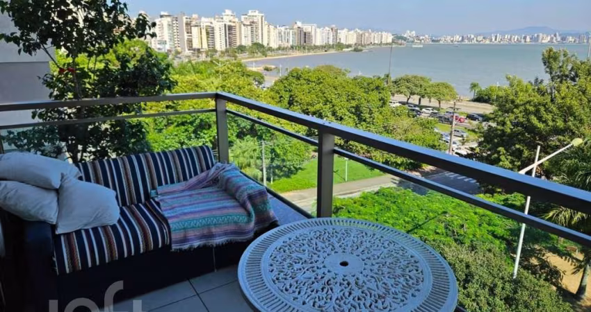Apartamento à venda em Agronômica com 178 m², 2 qu