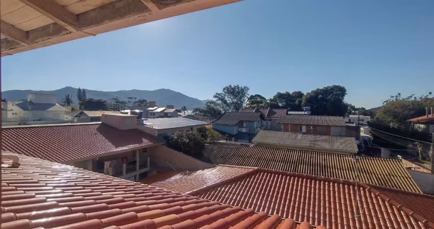 Casa de 4 dormitórios à venda na Lagoa