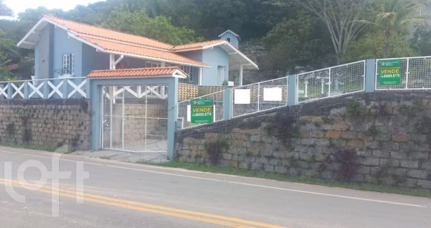Casa à venda em Morro das Pedras com 80 m², 2 quar