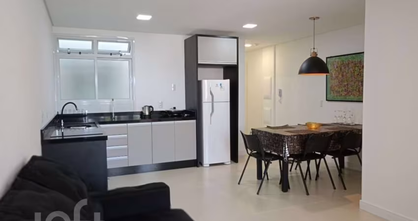 Apartamento à venda em Lagoa da Conceição com 48 m