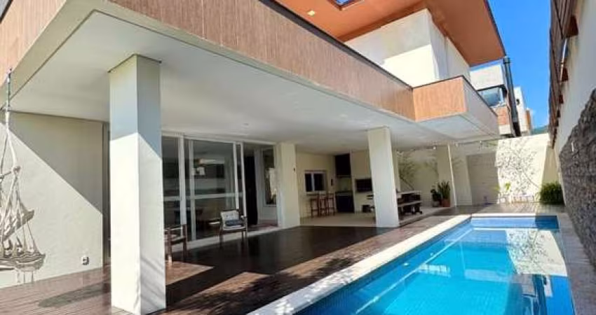 Casa à venda em Lagoa da Conceição com 455 m², 4 q