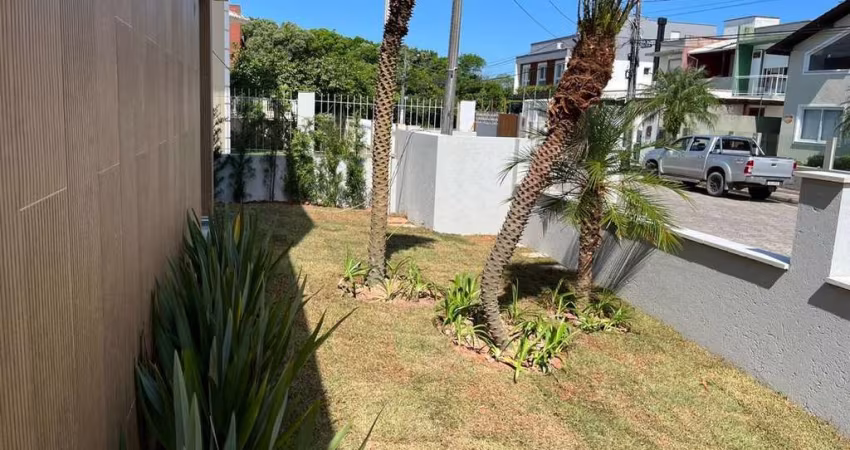 Casa de 3 dormitórios à venda no Campeche