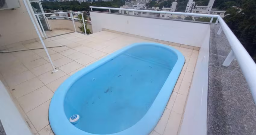 Cobertura de 3 dormitórios no Córrego Grande