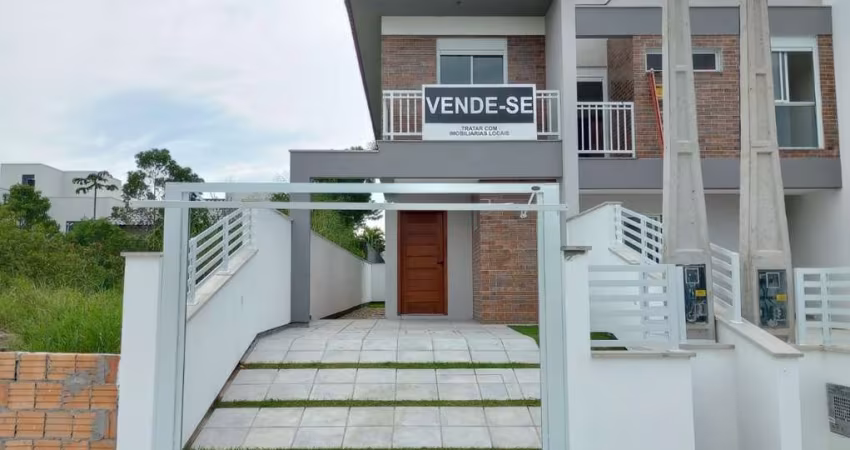 Casa de 3 dormitórios à venda no Campeche