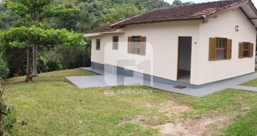 Casa de 3 dormitórios no Rio Tavares