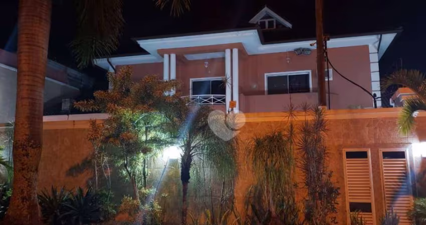 Casa com 4 suítes 450 m2 e lazer privativo por $ 1.300.000 - Vargem Pequena - Rio de Janeiro/RJ