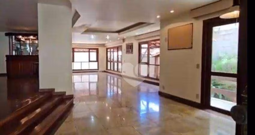 Casa Duplex Estilo Colonial 7 quartos (5 suítes),707 m² à venda por R$ 4.000.000 - Barra da Tijuca