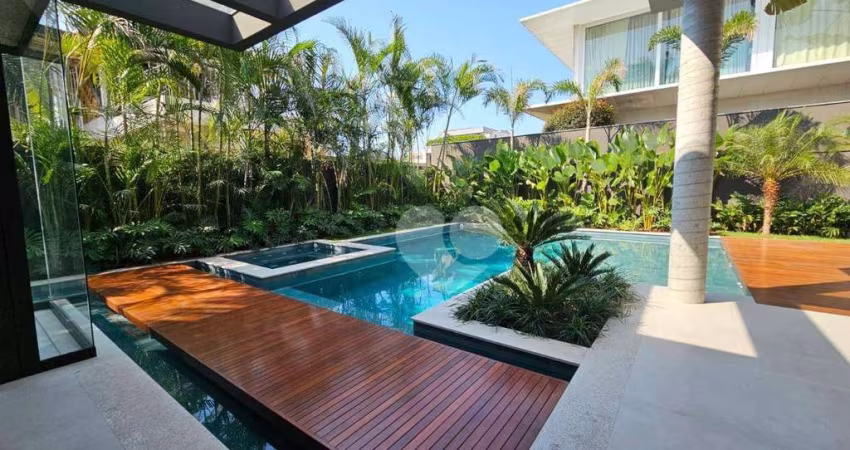 Casa com 5 quartos à venda, 860 m² por R$ 9.500.000 - Barra da Tijuca - Rio de Janeiro/RJ