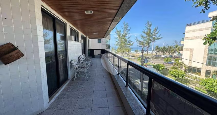 Lopes Enjoy Vende apartamento 3 suítes, 164 m², 2 vagas, Vista Mar - Posto 9.