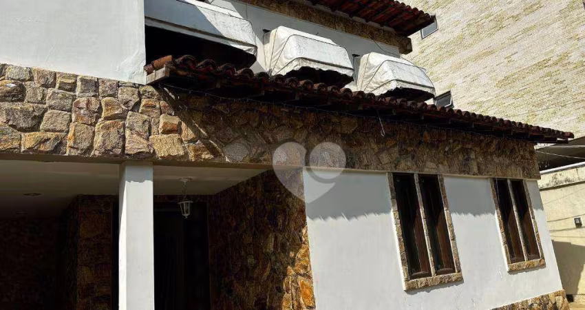 Linda casa com piscina para locação do Recreio Dos Bandeirantes