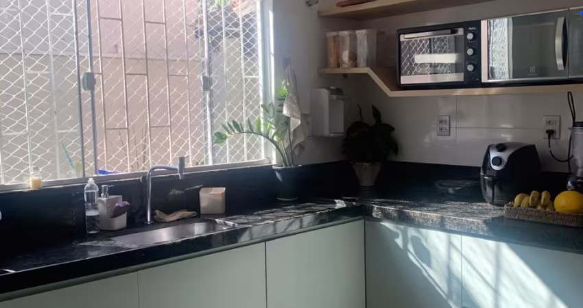 Casa 3/4 , única em lote, Bairro Carajás