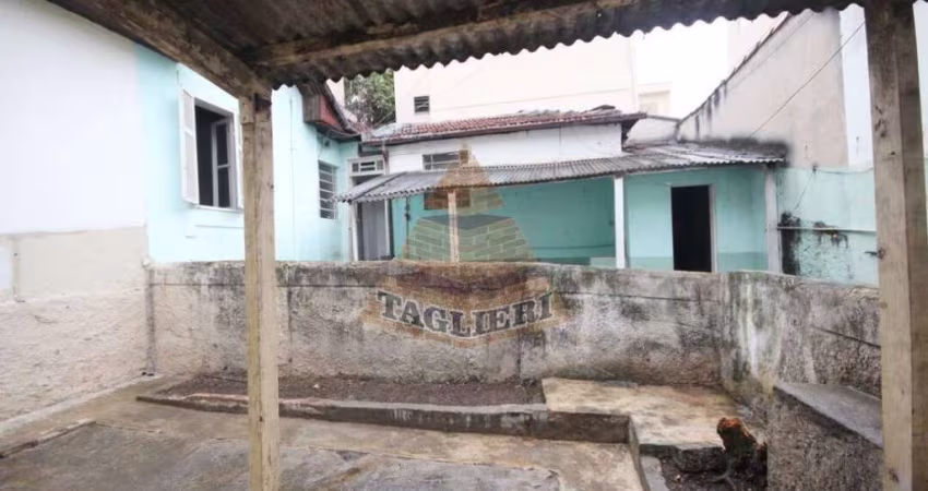 : Oportunidade no Cambuci com duas casas nos fundos pelo preço de uma