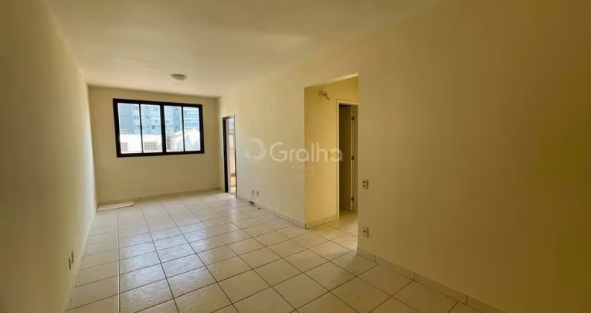 Apartamento de 2 dorms no bairro Centro