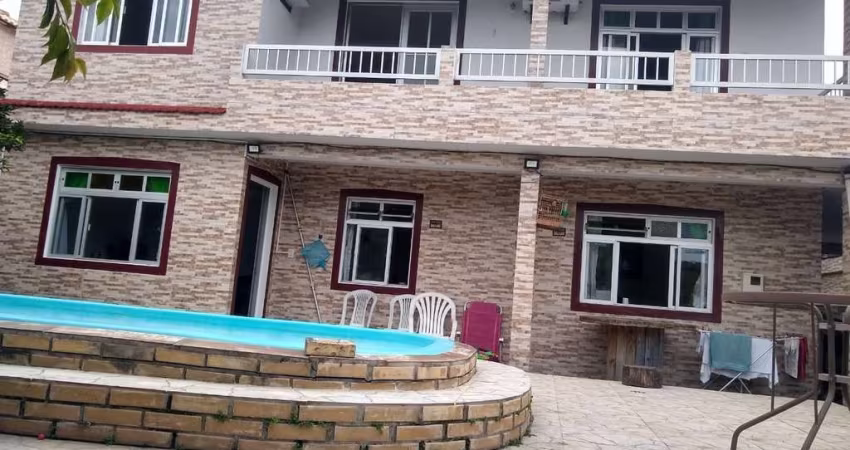 Casa residencial com 4 quartos no Rio Tavares, Florianópolis.