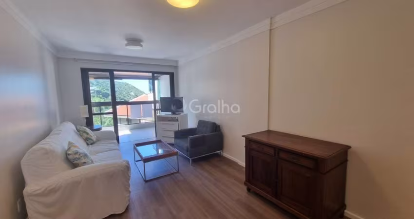 Apartamento de 75m² com 2 quartos na Praia Brava