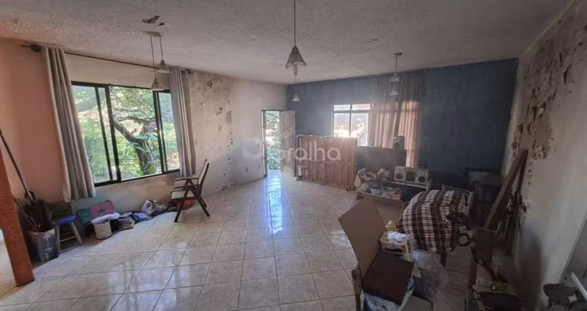 Casa de 220m² com 3 quartos em Coqueiros