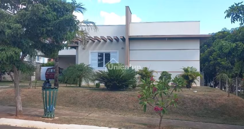 Condominio Fechado em Condomínio para Venda no bairro Portal dos Lagos, 4 dorm, 1 suíte, 2 vagas, 292m2 m, 1000m2 m