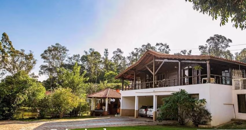 CHÁCARA À VENDA COM 5.500M²,  MORADA MEDITERRÂNEA, ENGORDADOURO!!