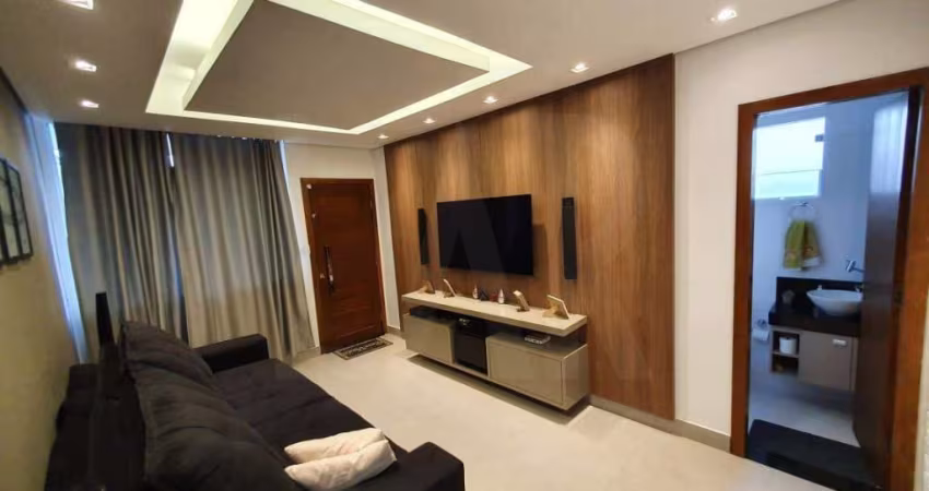 Casa Geminada à venda, 3 quartos, 1 suíte, 4 vagas, Trevo - Belo Horizonte/MG
