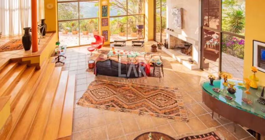 Casa em Condomínio à venda, 3 quartos, 3 suítes, 4 vagas, Bosque da Ribeira - Nova Lima/MG