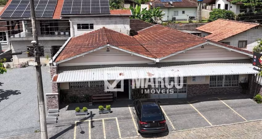 Casa comercial com 2 salas à venda no Ribeirão Clara, Pomerode 