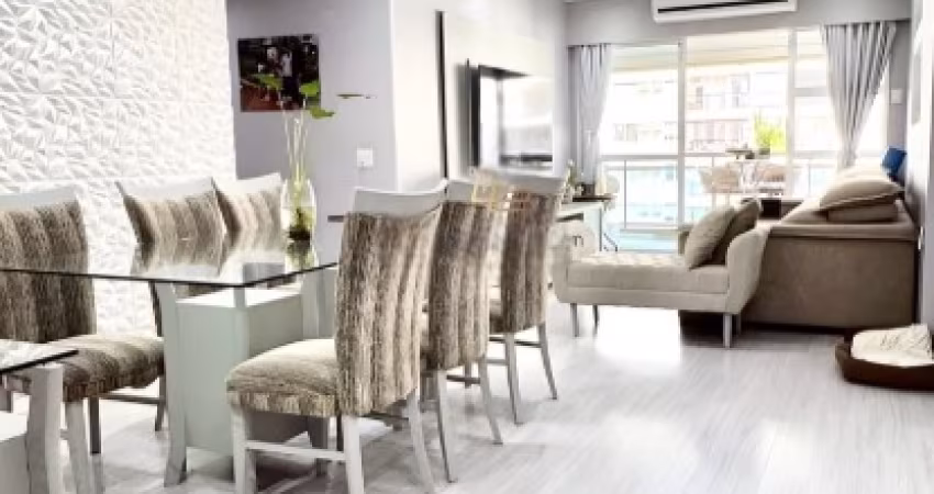 Lindo Apartamento com 115m², 3 Quartos (1 Suíte) + Dependência