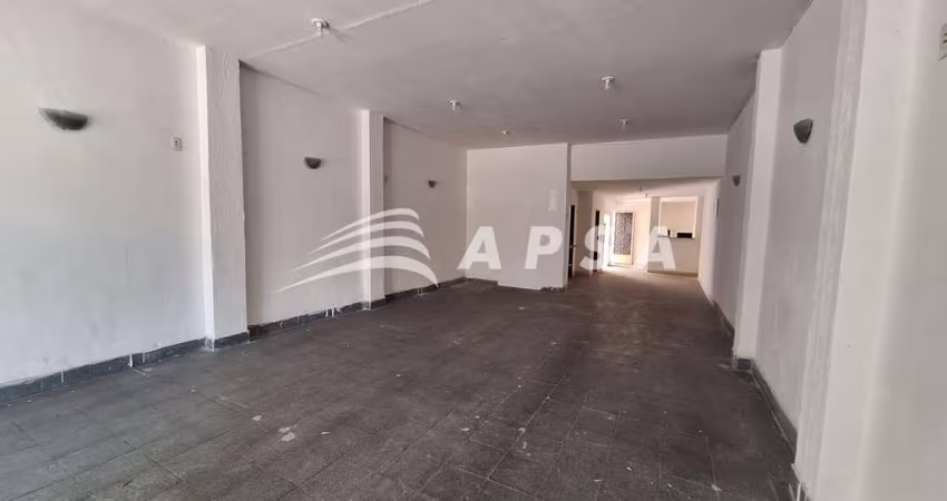 EXCELENTE CASA COMERCIAL EM FRENTE AO SHOPPING BOULEVARD. COM APROXIMADAMENTE 250M² ESSE EXCELENTE I
