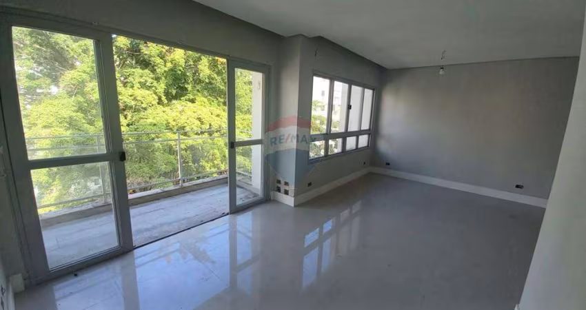 Apartamento Reformado 3 dorm, por 399 mil, Astúrias, Guarujá, SP