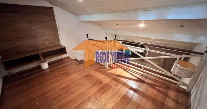 VENDE - SOBRADO 165.00M² - 3 DORS. 1 SUÍTE - 2 VAGAS - COND. FECHADO