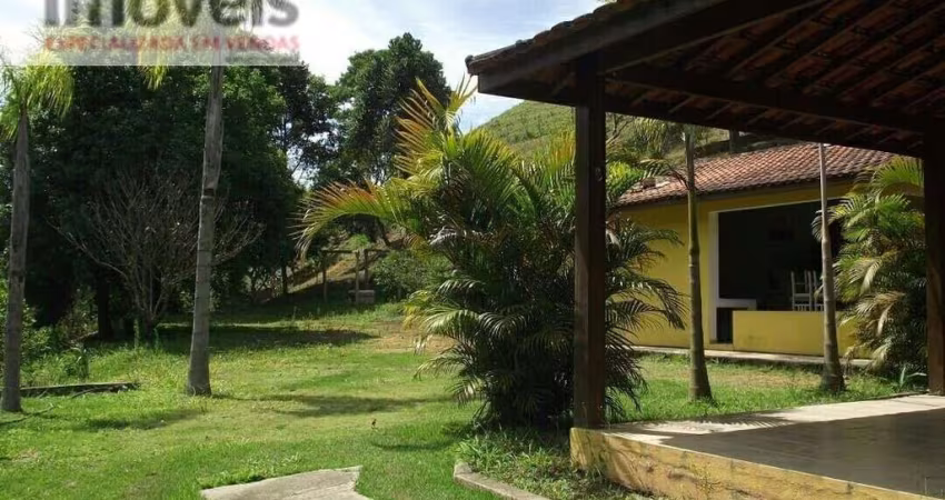 Chácara à venda no bairro Pouso Alto - Natividade da Serra/SP