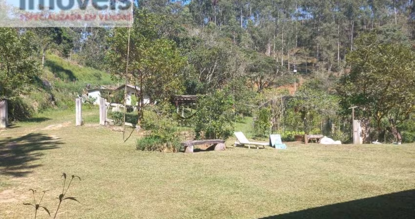 Sítio à venda no bairro Bairro do Limoeiro - Natividade da Serra/SP, Rural