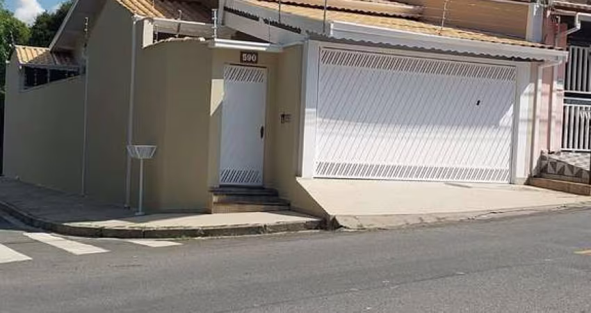 Casa à venda no bairro Parque Senhor do Bonfim - Taubaté/SP