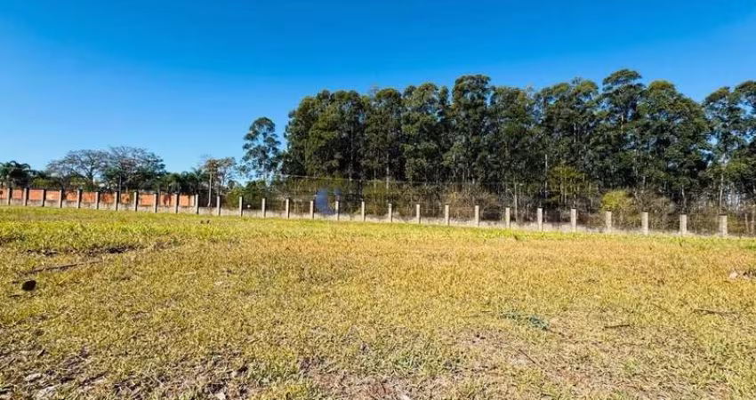 Terreno comercial de 1.368m² no Cond. Pq. Tecnológico São Carlos/SP