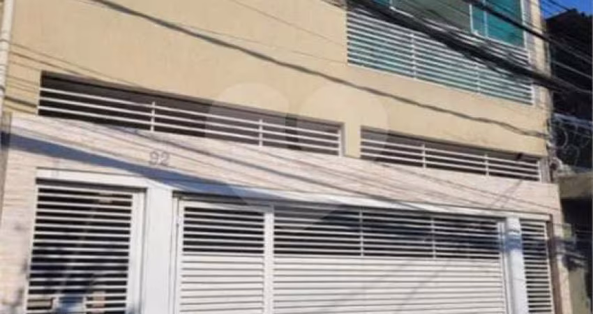 Sobrado com 3 quartos sendo 1 suíte com 2 vagas no  Jaçanã