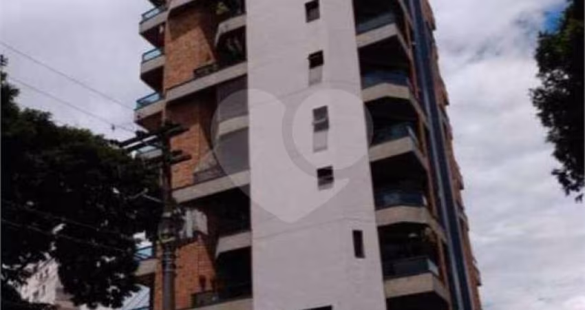 Apartamento em Cambuci