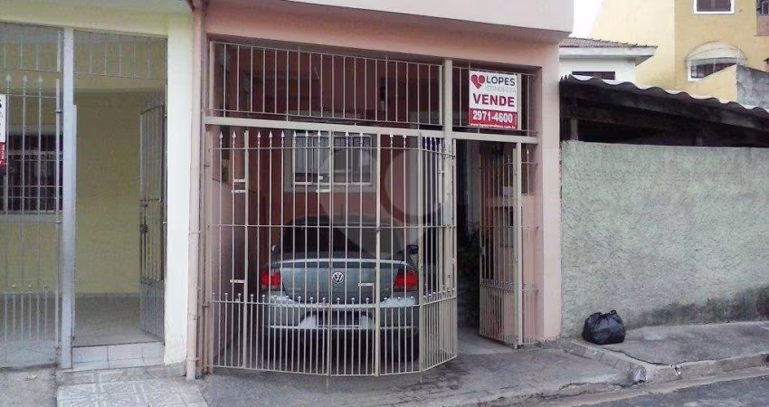 Sobrado no Tremembé com duas residências