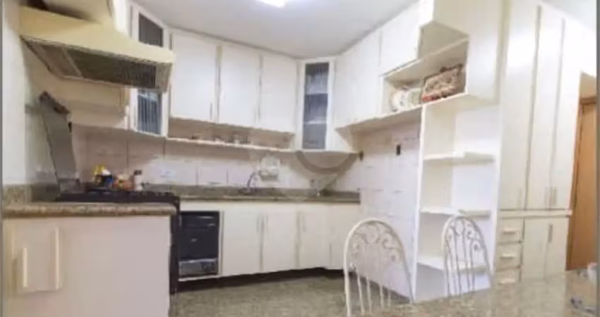 Apartamento-São Paulo-LAPA | Ref.: REO885490