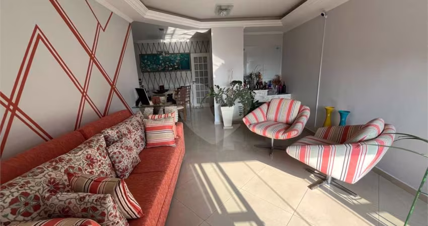 BELISSÍMO APARTAMENTO À VENDA NO CORAÇÃO DE SANTANA
