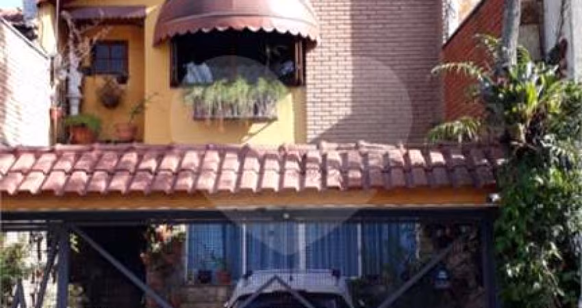 Sobrado a venda 'porteira fechada' na Agua Fria