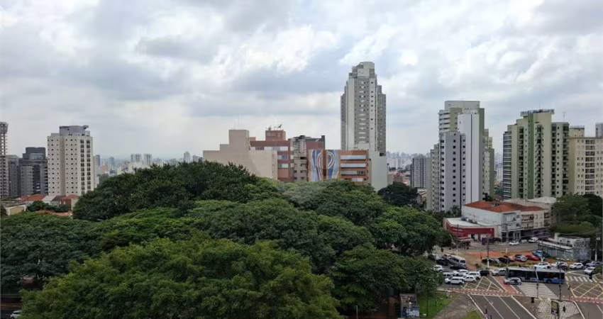 Studio na 24m² Vila Mariana