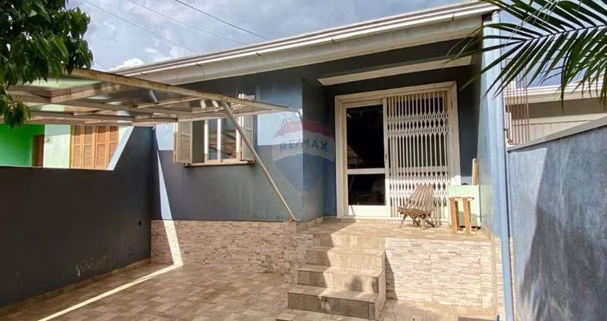 Casa 03 Dormitórios no Bairro Leonardo Ilha