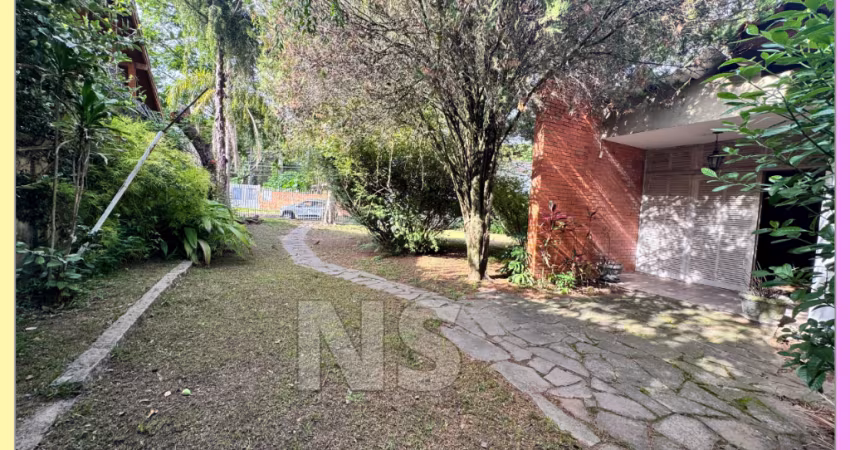 Casa Térrea Espaçosa com Lazer Completo a Poucos Metros da Orla de Ipanema!