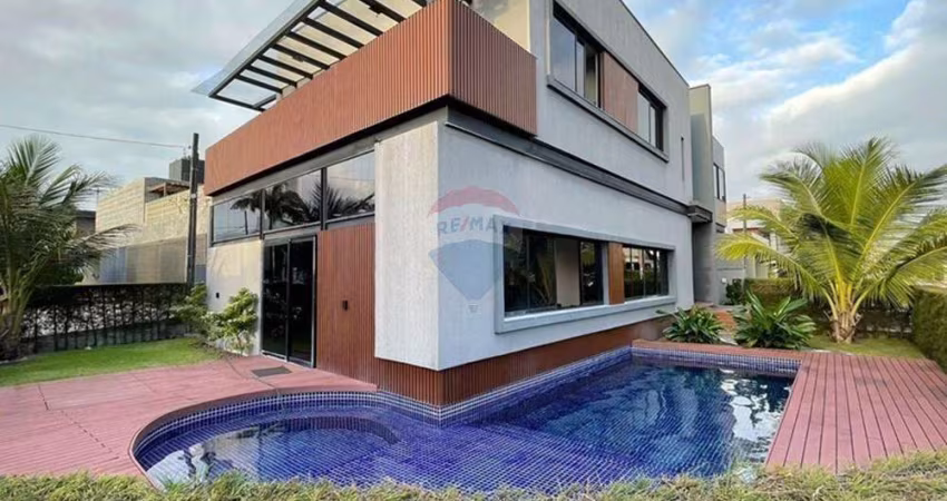 Mansão de Luxo em Condomínio Fechado - Intermares