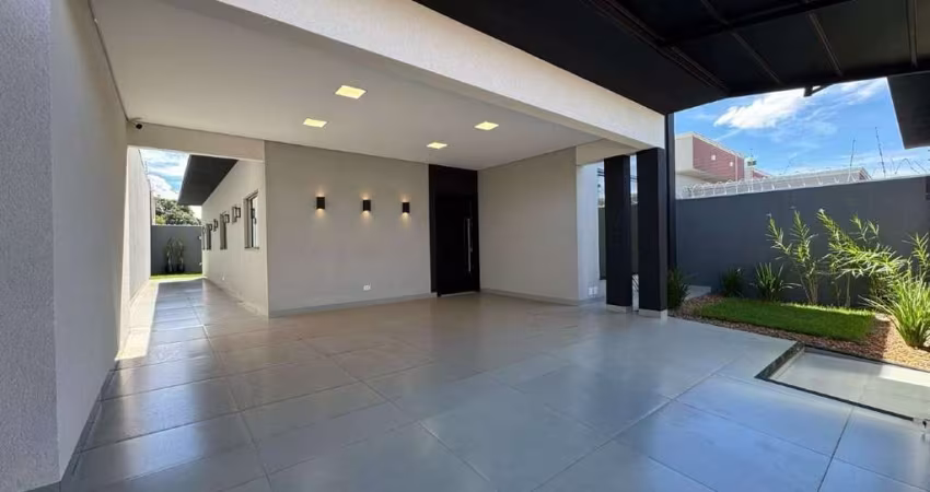 Casa com gourmet e suíte - acabamento impecável.