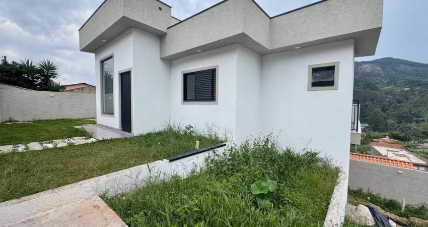 Casa com 3 dormitórios à venda, 130 m² por R$ 820.000,00 - Pedra Vermelha - Mairiporã/SP