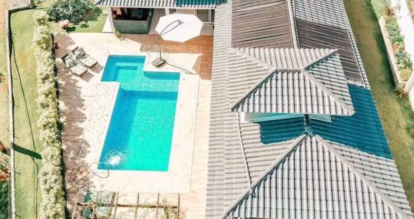 Condominio Recreio Campo Verde - Casa Alto Padrão em IBIUNA Cond. fechado Mobiliada 1,050,000,00